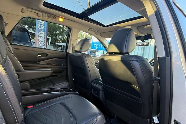 2022 Nissan Pathfinder Ti-L R53 thumb-10