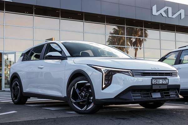 2025 Kia K4 Sport+ CL4m