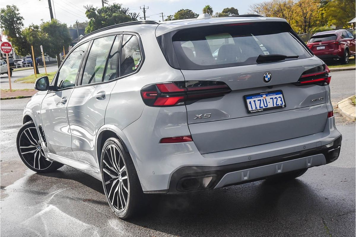 2023 BMW X5 xDrive40i M Sport G05 LCI