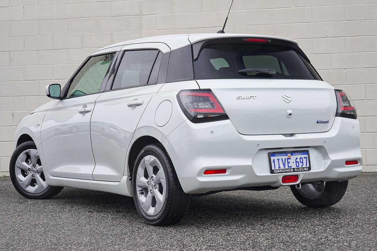 2025 Suzuki Swift Hybrid Plus UZ