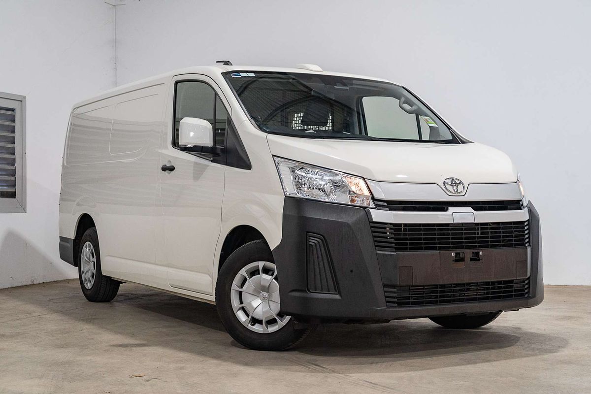 2024 Toyota Hiace GDH300R LWB