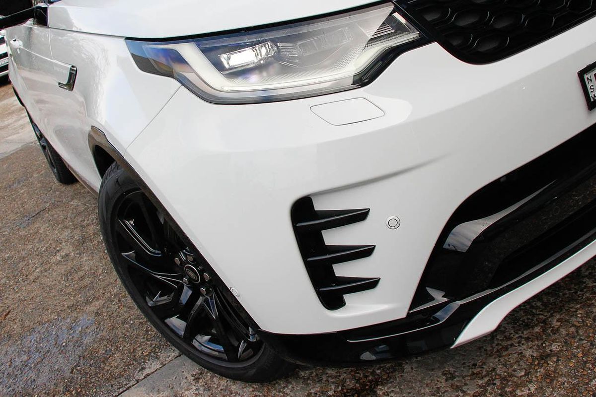 2025 Land Rover Discovery P360 Dynamic SE Series 5
