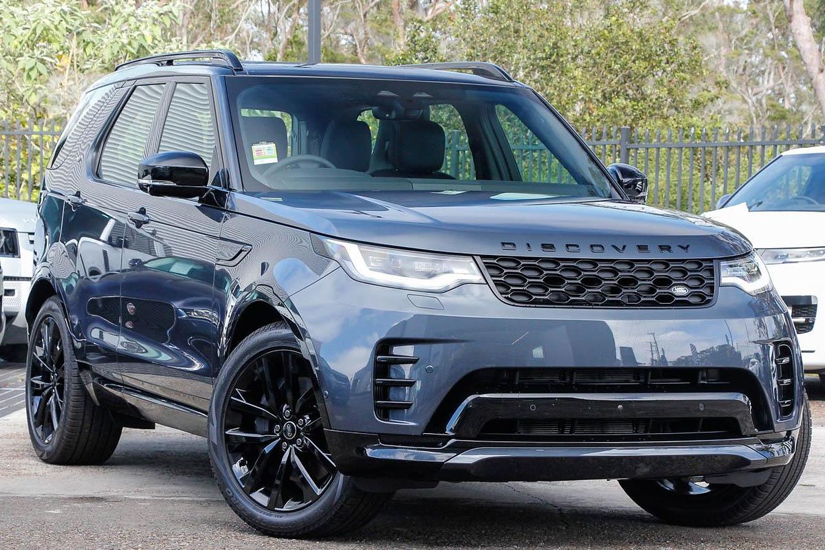 2026 Land Rover Discovery D350 Dynamic SE Series 5