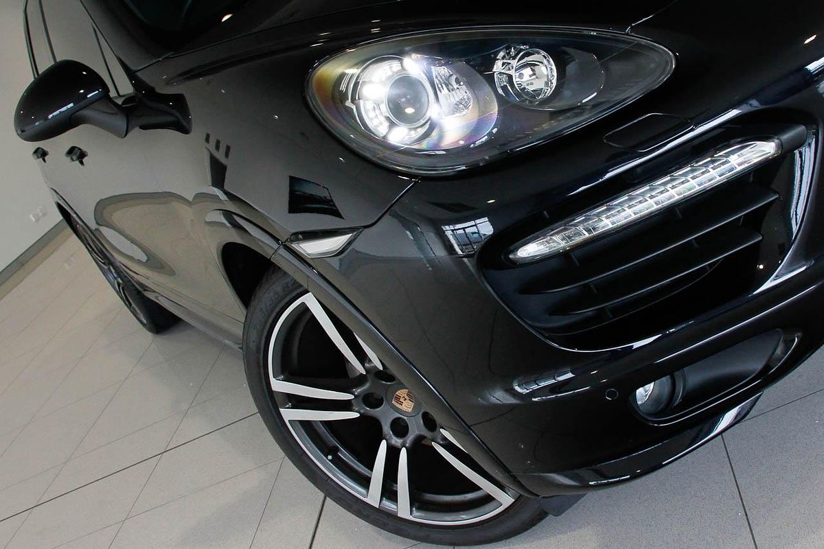 2014 Porsche Cayenne GTS 92A