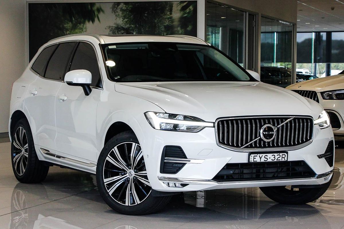 2023 Volvo XC60 Ultimate B5 Bright