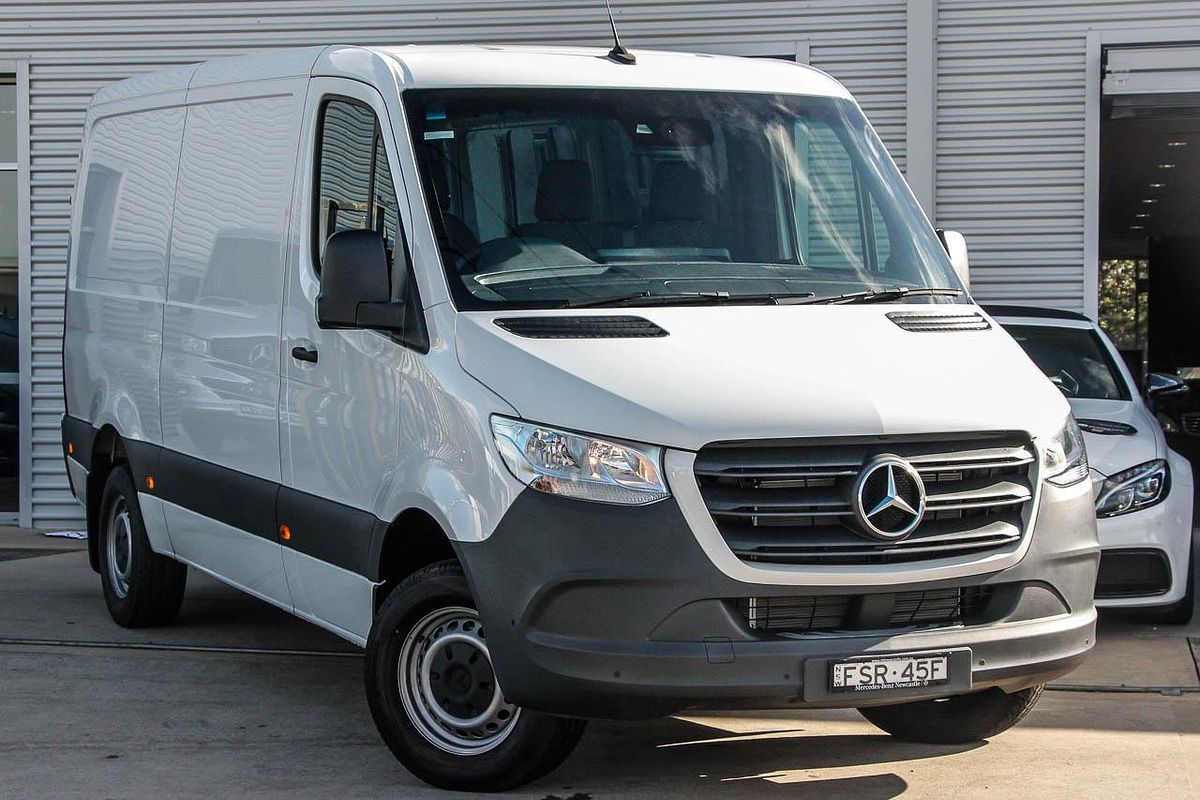 2024 Mercedes-Benz Sprinter 317CDI VS30 MWB Low Roof
