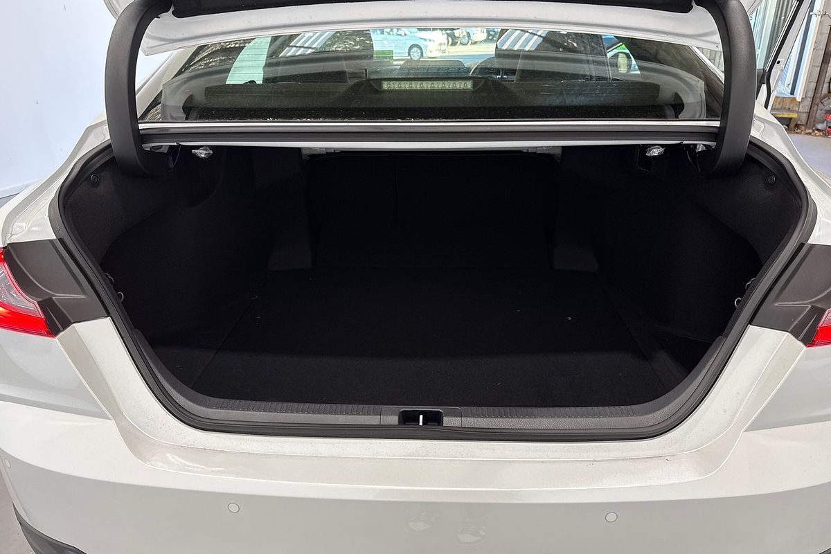 2025 Toyota Camry Ascent Sport AXVH80R