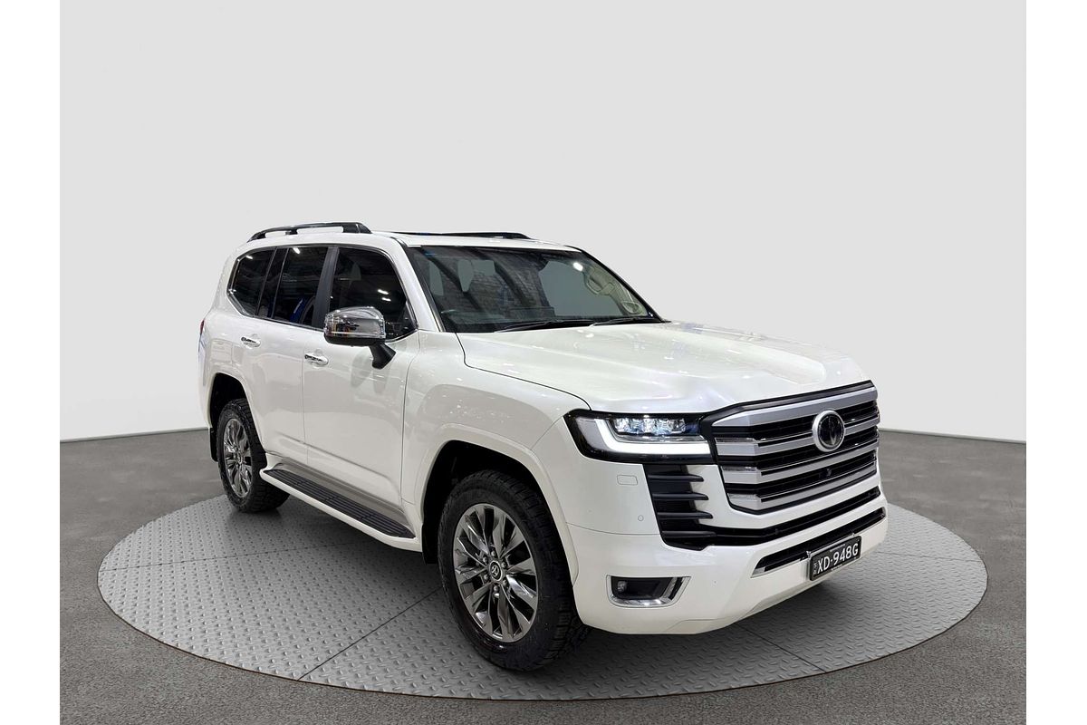 2023 Toyota Landcruiser Sahara ZX FJA300R image 7