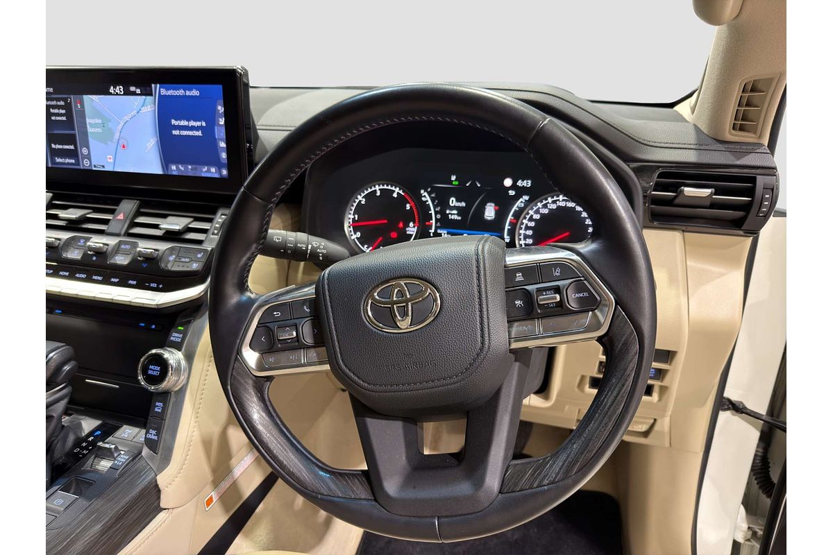 2023 Toyota Landcruiser Sahara ZX FJA300R image 12