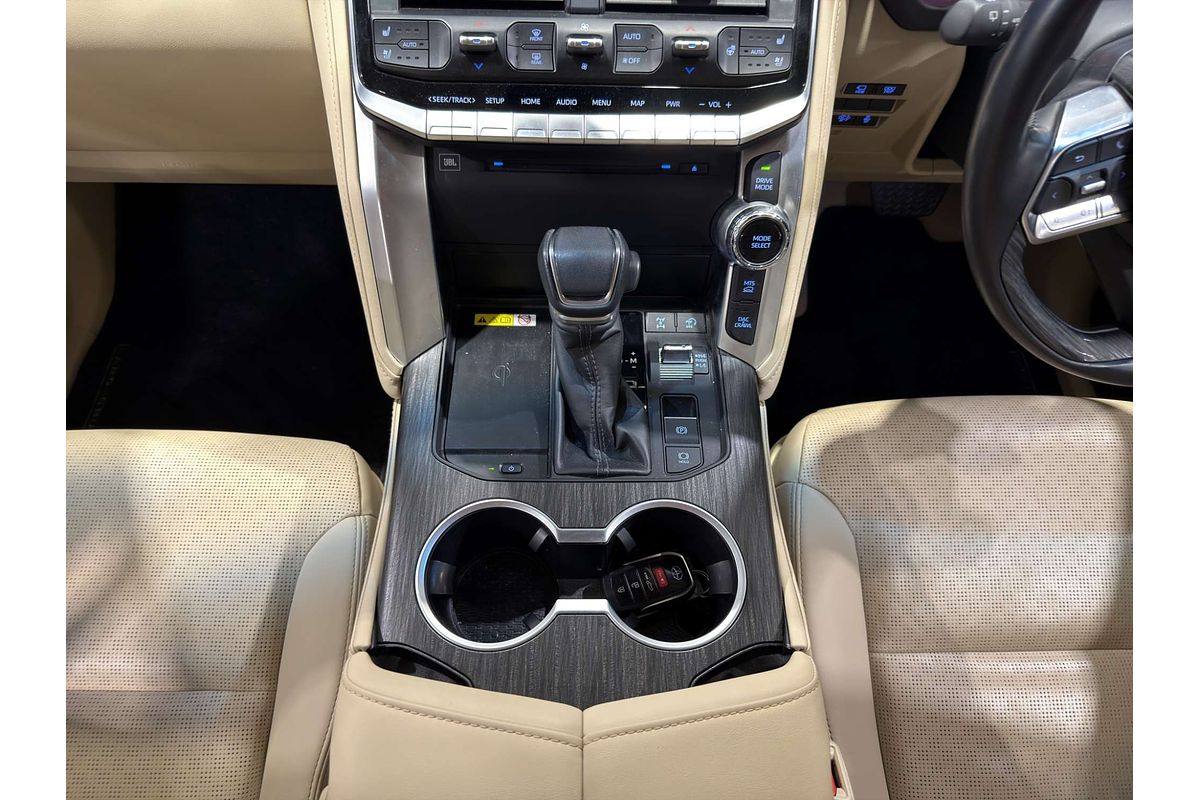 2023 Toyota Landcruiser Sahara ZX FJA300R image 16