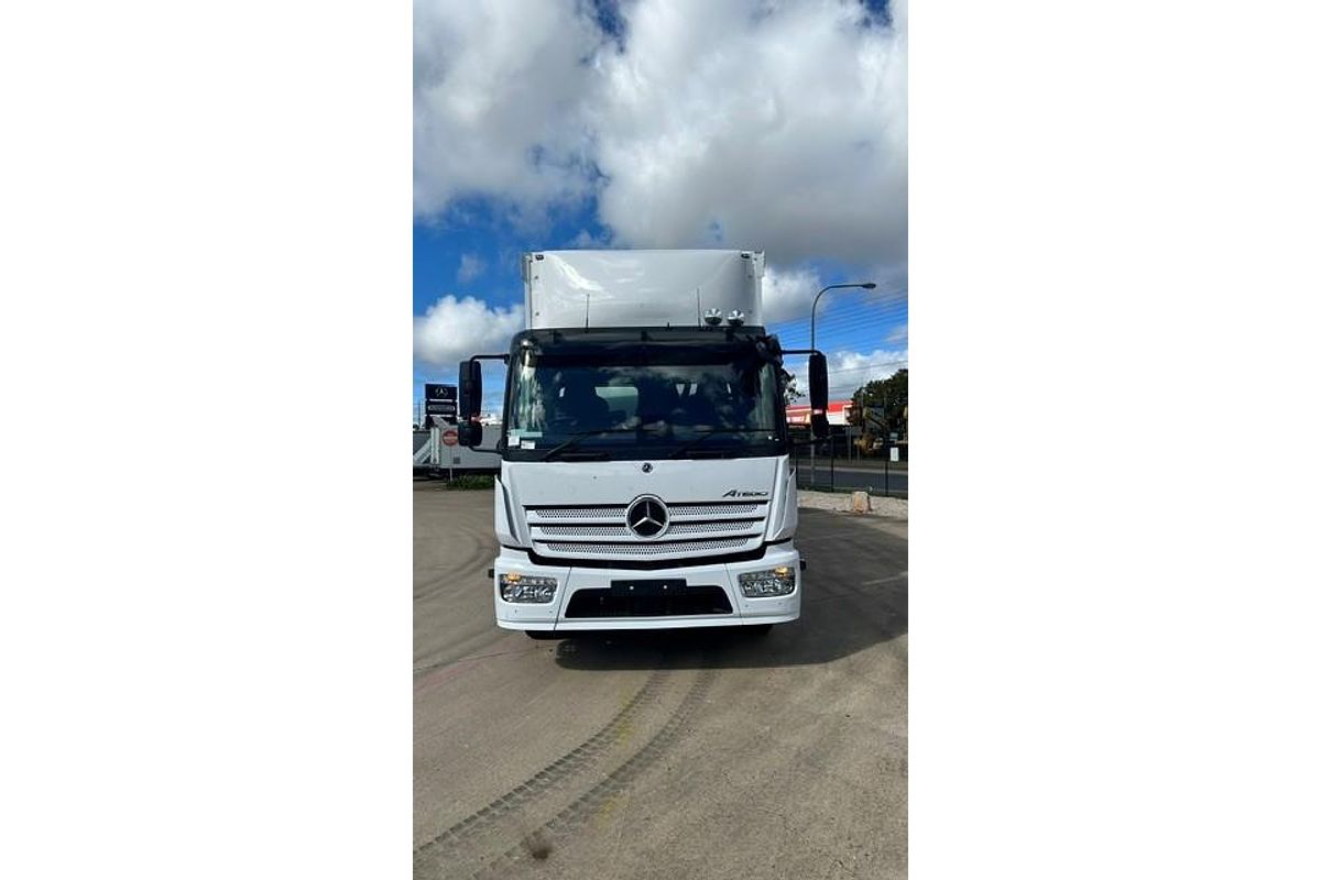 2026 Mercedes-Benz Atego 1427
