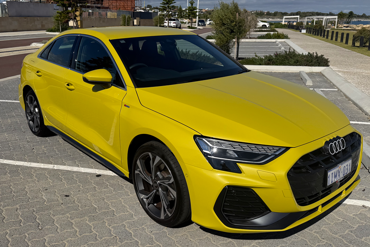 2024 Audi A3 35 TFSI S line GY