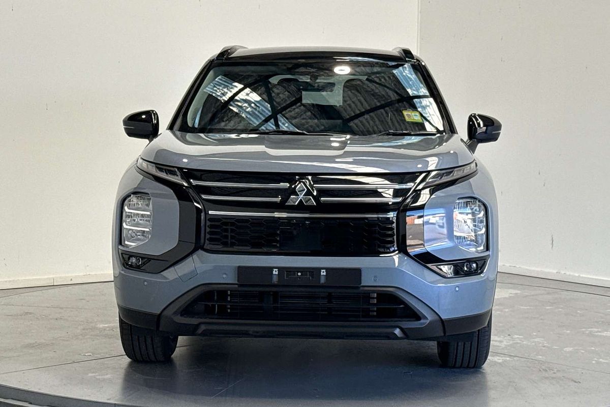 2026 Mitsubishi Outlander LS ZM