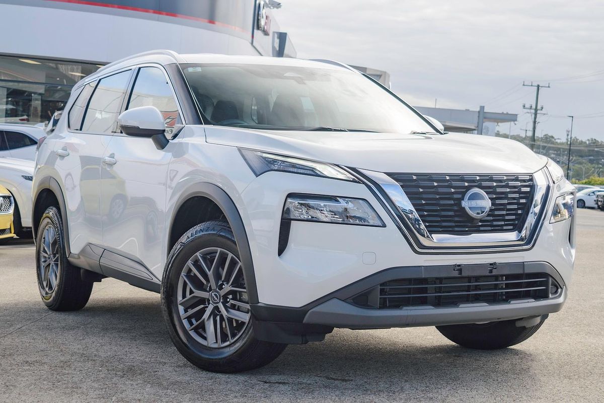 2023 Nissan X-TRAIL ST T33