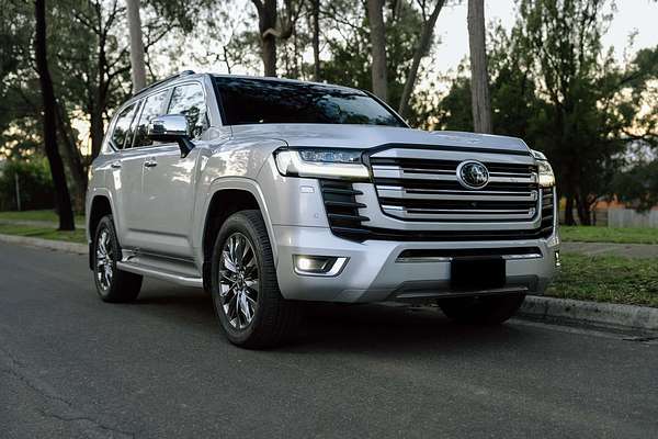 2022 Toyota Landcruiser Sahara ZX FJA300R