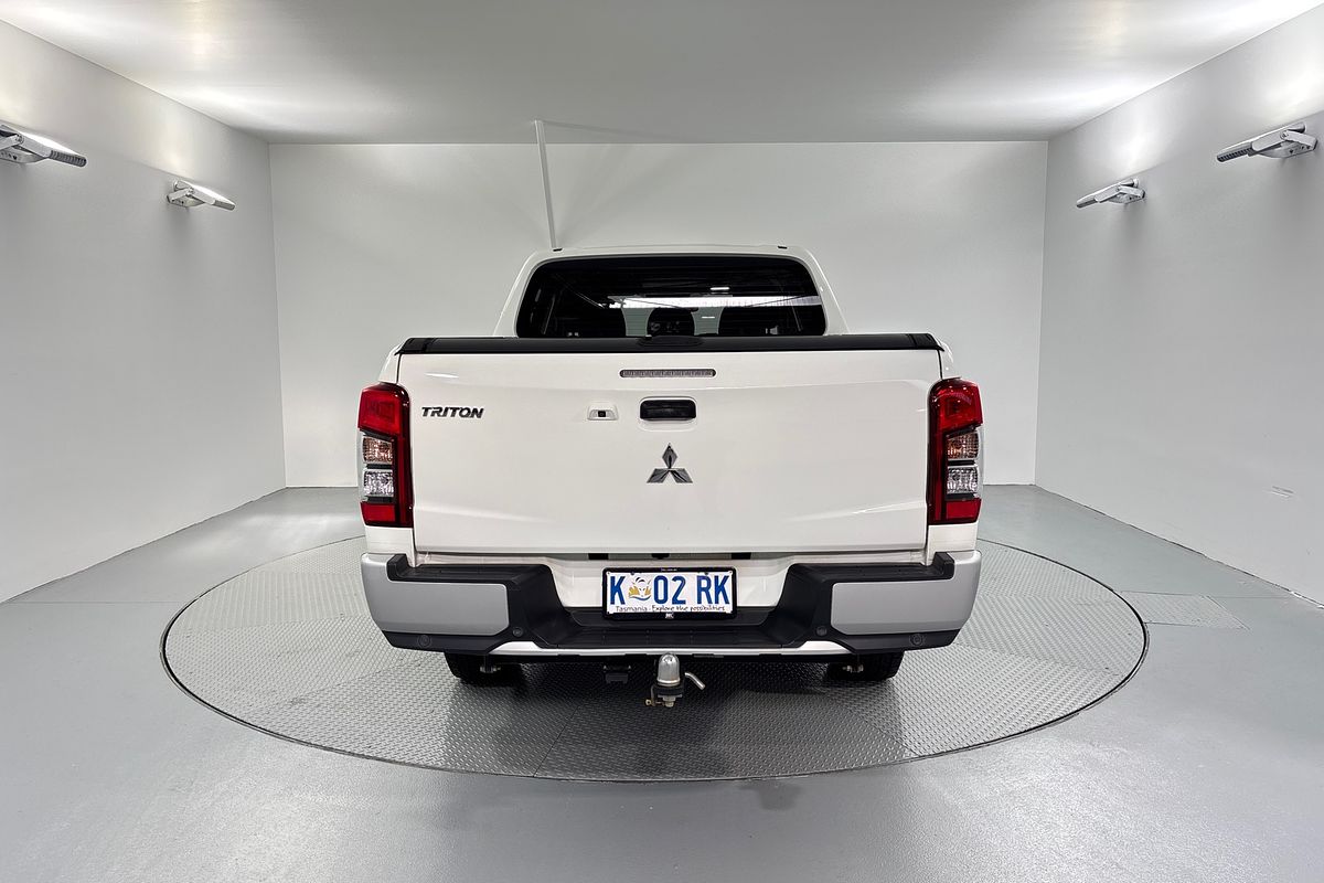 2022 Mitsubishi Triton GLX MR 4X4