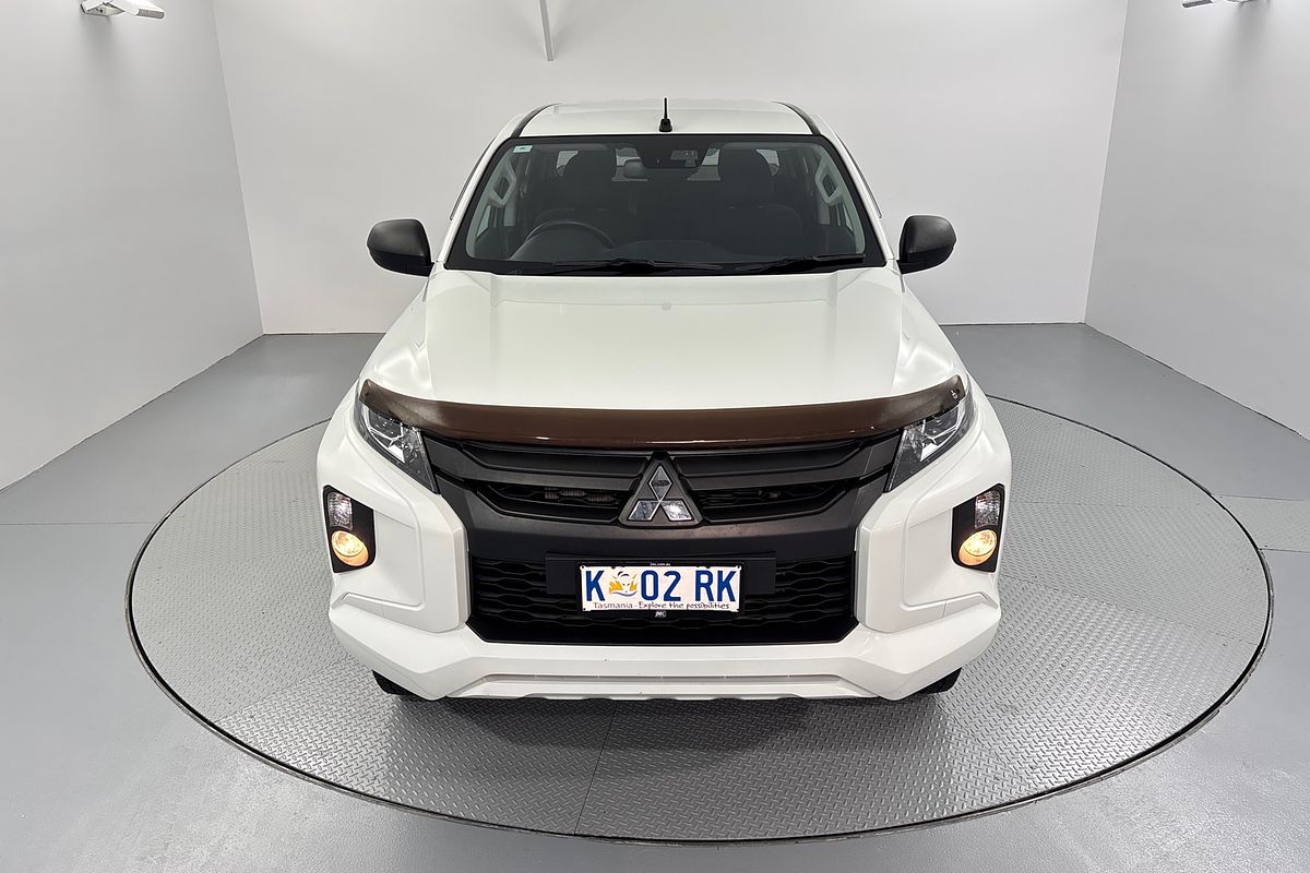2022 Mitsubishi Triton GLX MR 4X4
