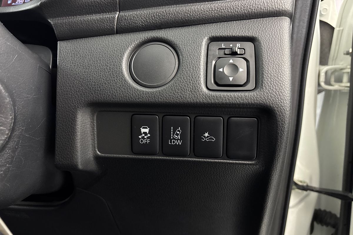 2022 Mitsubishi Triton GLX MR 4X4