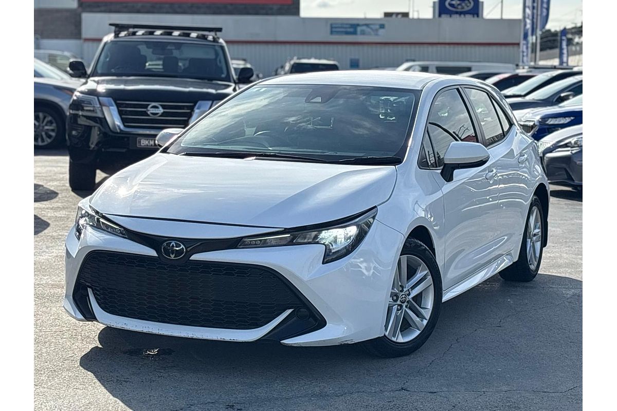 2018 Toyota Corolla Ascent Sport MZEA12R
