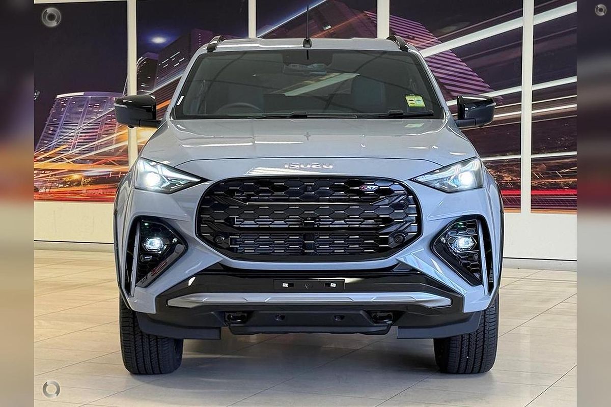 2026 Isuzu MU-X X-TERRAIN