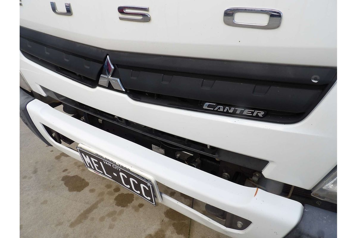 2016 Fuso Canter 815 MWB image 16