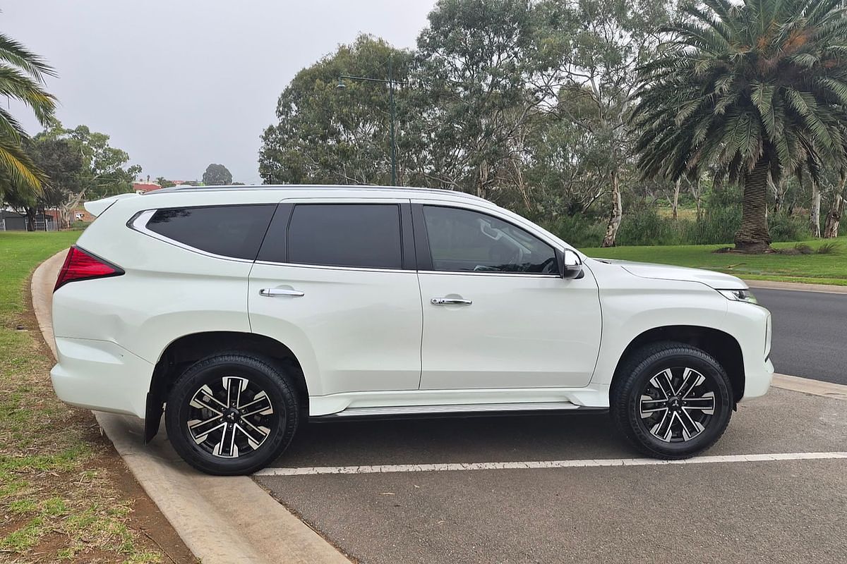 2023 Mitsubishi Pajero Sport Exceed QF