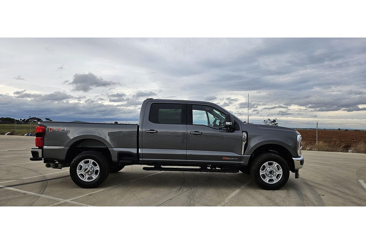 2026 Ford F350 XLT 4X4 image 9