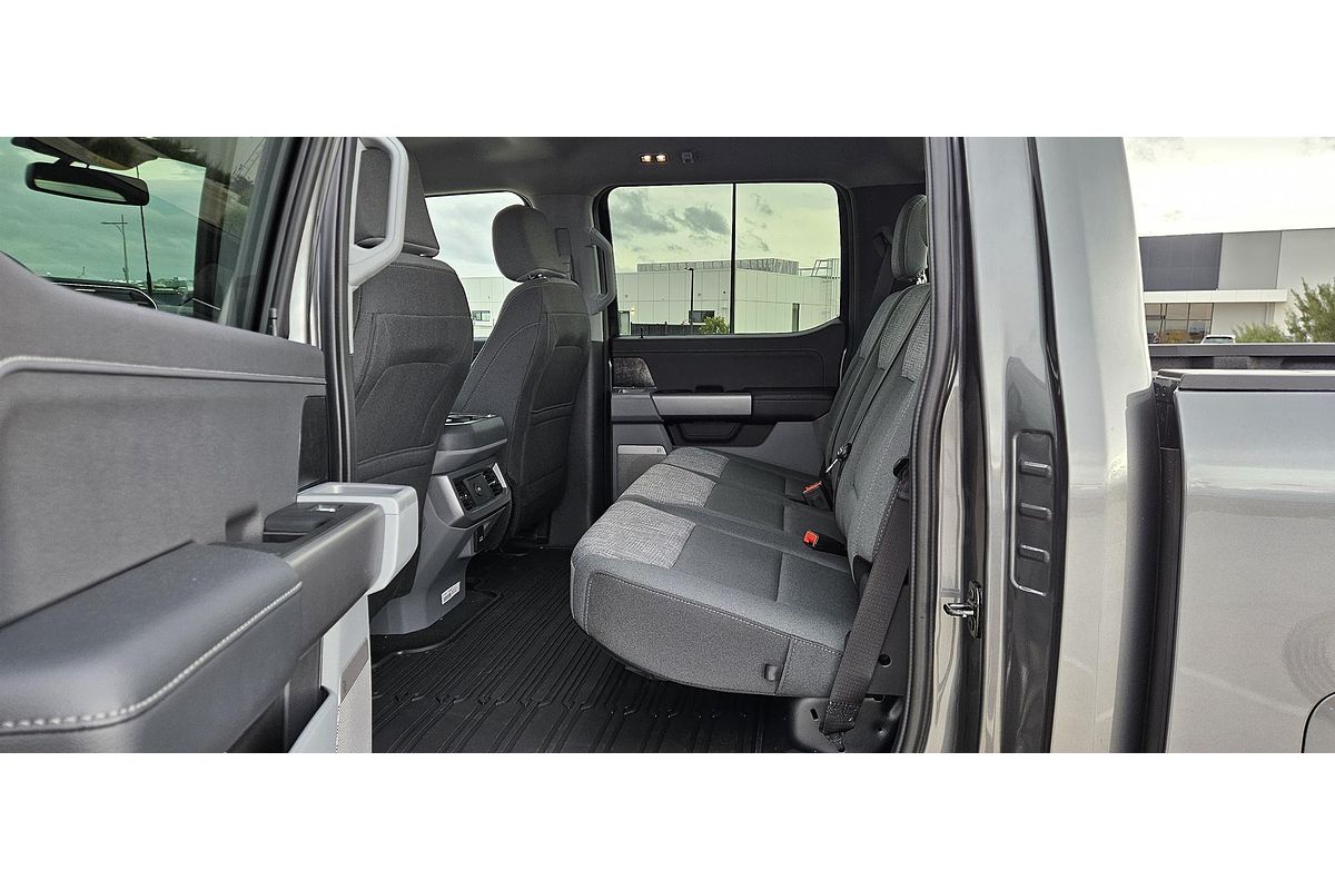 2026 Ford F350 XLT 4X4 image 17