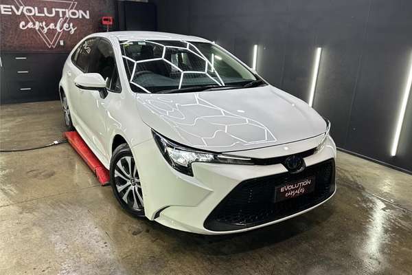 2020 Toyota Corolla ASCENT SPORT HYBRID ZWE211R