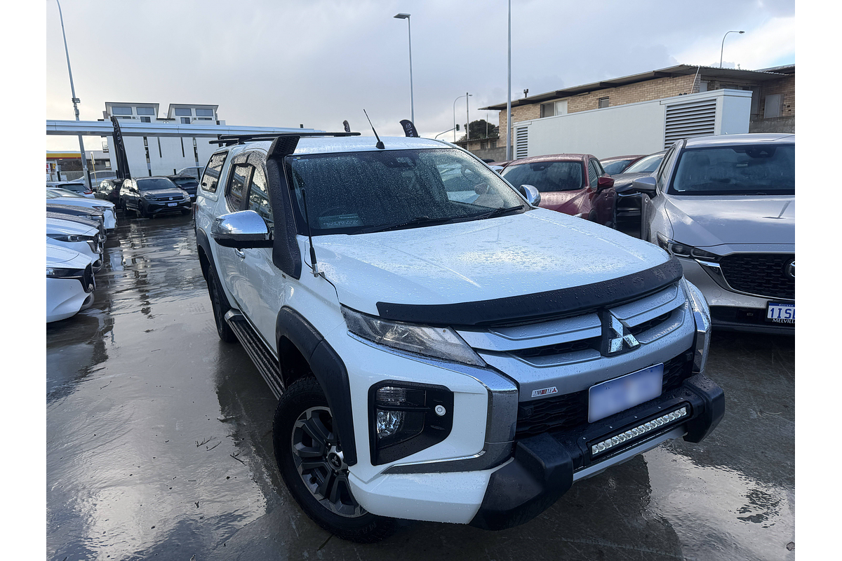 2022 Mitsubishi Triton GLS MR 4X4