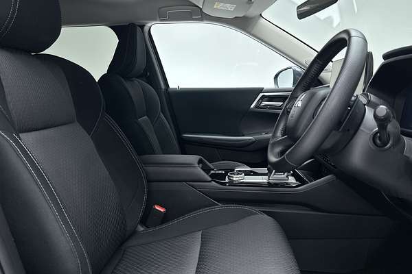 2025 Mitsubishi Outlander LS ZM thumb-12