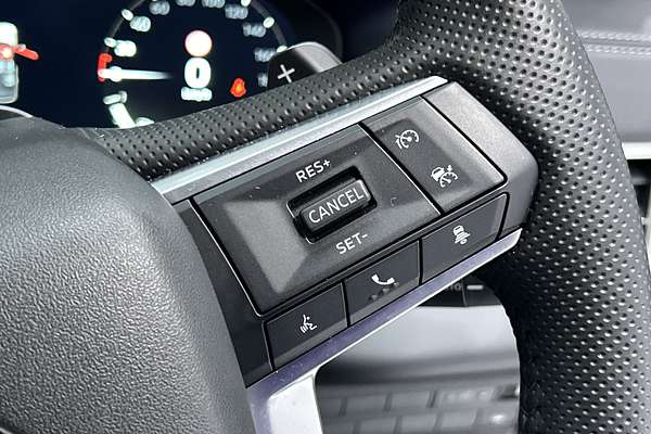 2025 Mitsubishi Outlander LS ZM thumb-17
