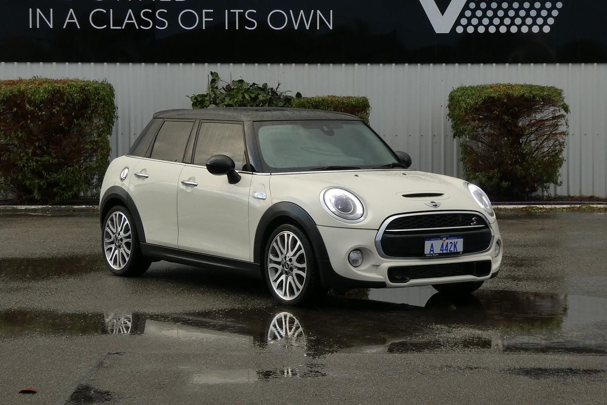 2015 MINI Hatch Cooper S F55