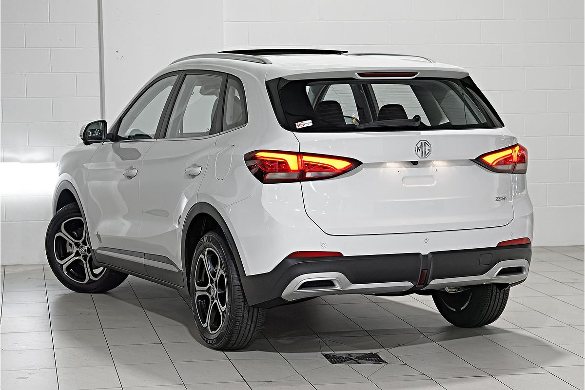 2025 MG ZS Essence ZS32