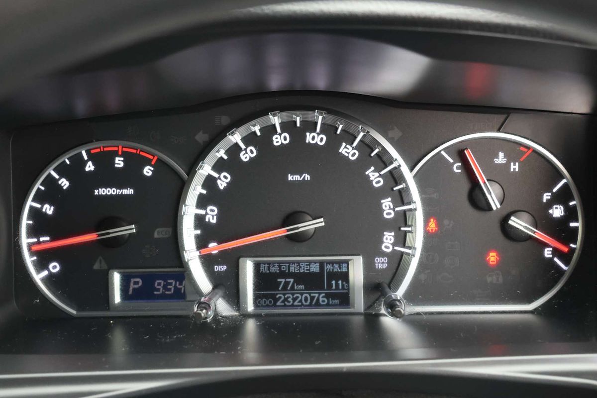 2014 Toyota Hiace KDH206 4WD Super GL KDH201R LWB image 25