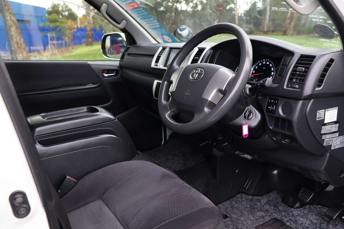 2014 Toyota Hiace KDH206 4WD Super GL KDH201R LWB image 26