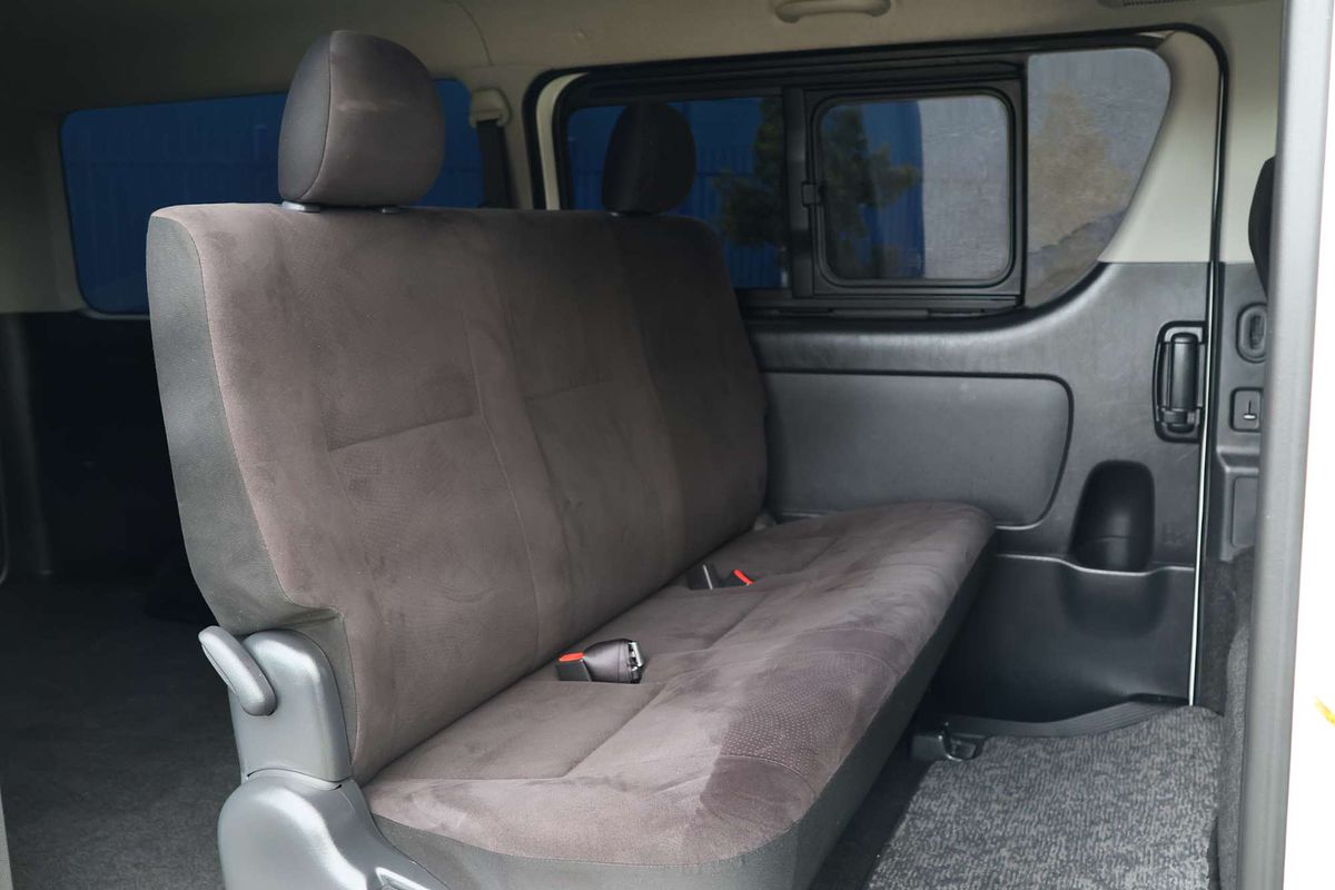 2014 Toyota Hiace KDH206 4WD Super GL KDH201R LWB image 27