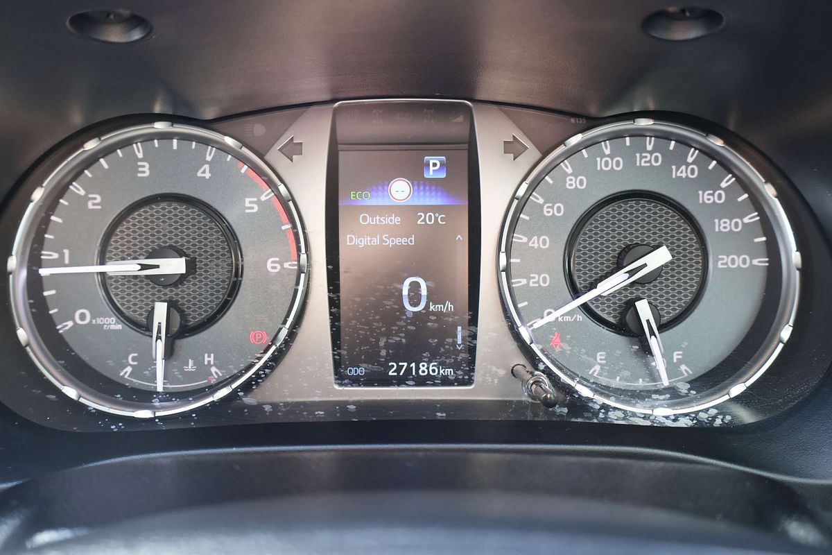 2025 Toyota Hilux SR GUN126R 4X4 image 21