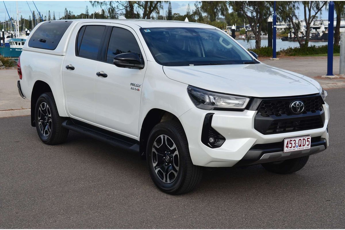 2024 Toyota Hilux SR5 48V GUN126R 4X4