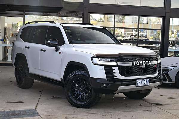 2023 Toyota Landcruiser GR Sport FJA300R