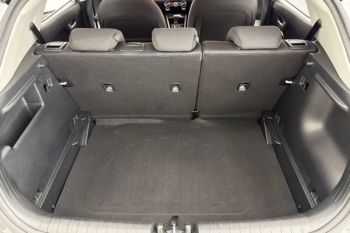 2024 Kia Stonic S YB