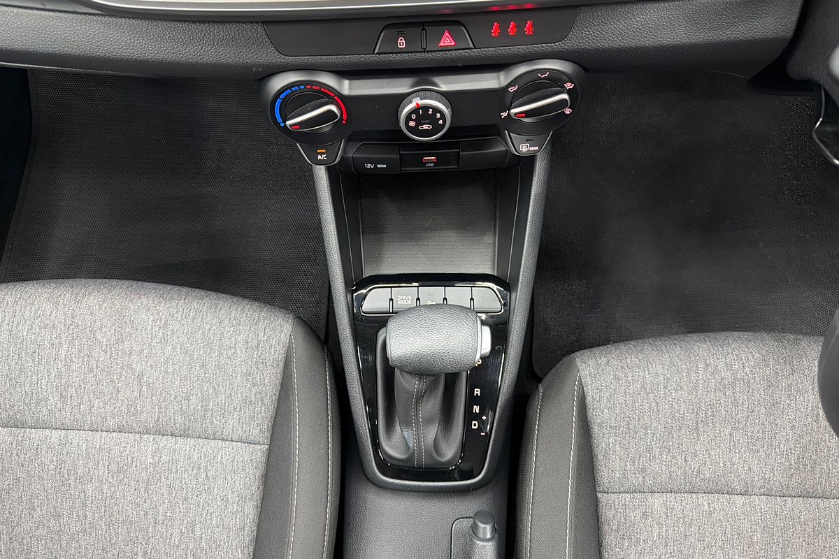 2024 Kia Stonic S YB