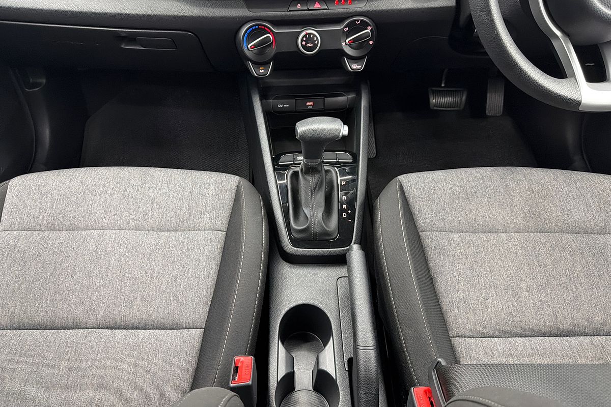 2024 Kia Stonic S YB