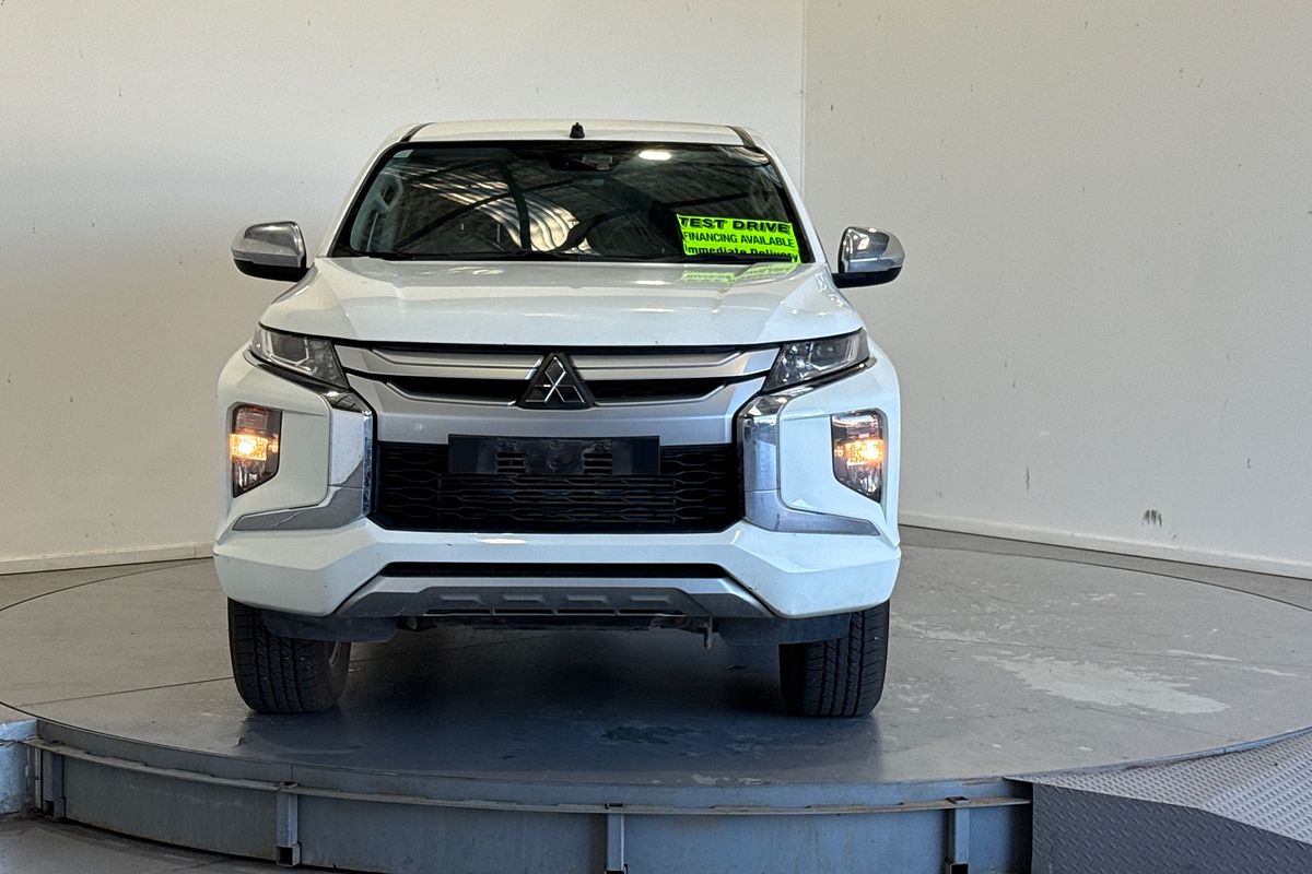 2020 Mitsubishi Triton GLX-R MR 4X4
