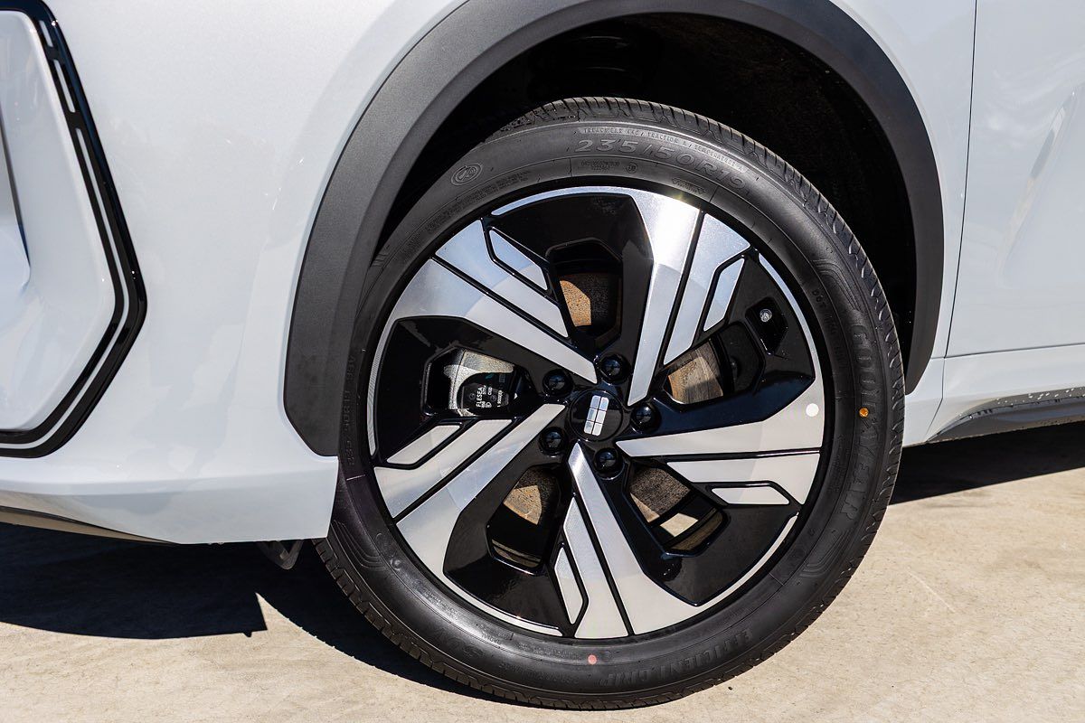 2026 Geely EX5 Inspire Extended Range E245