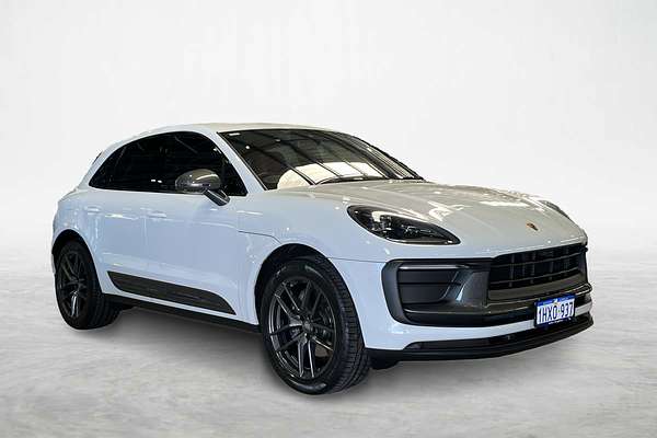 2023 Porsche Macan T 95B