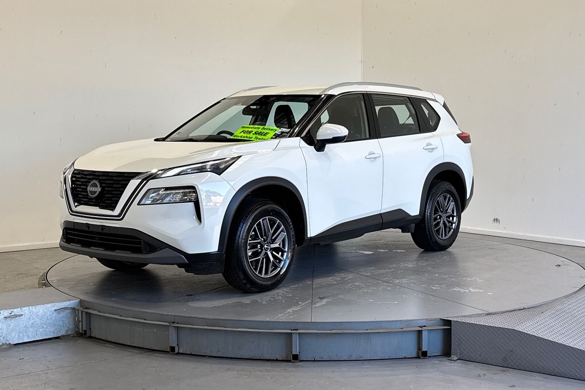 2024 Nissan X-TRAIL ST T33