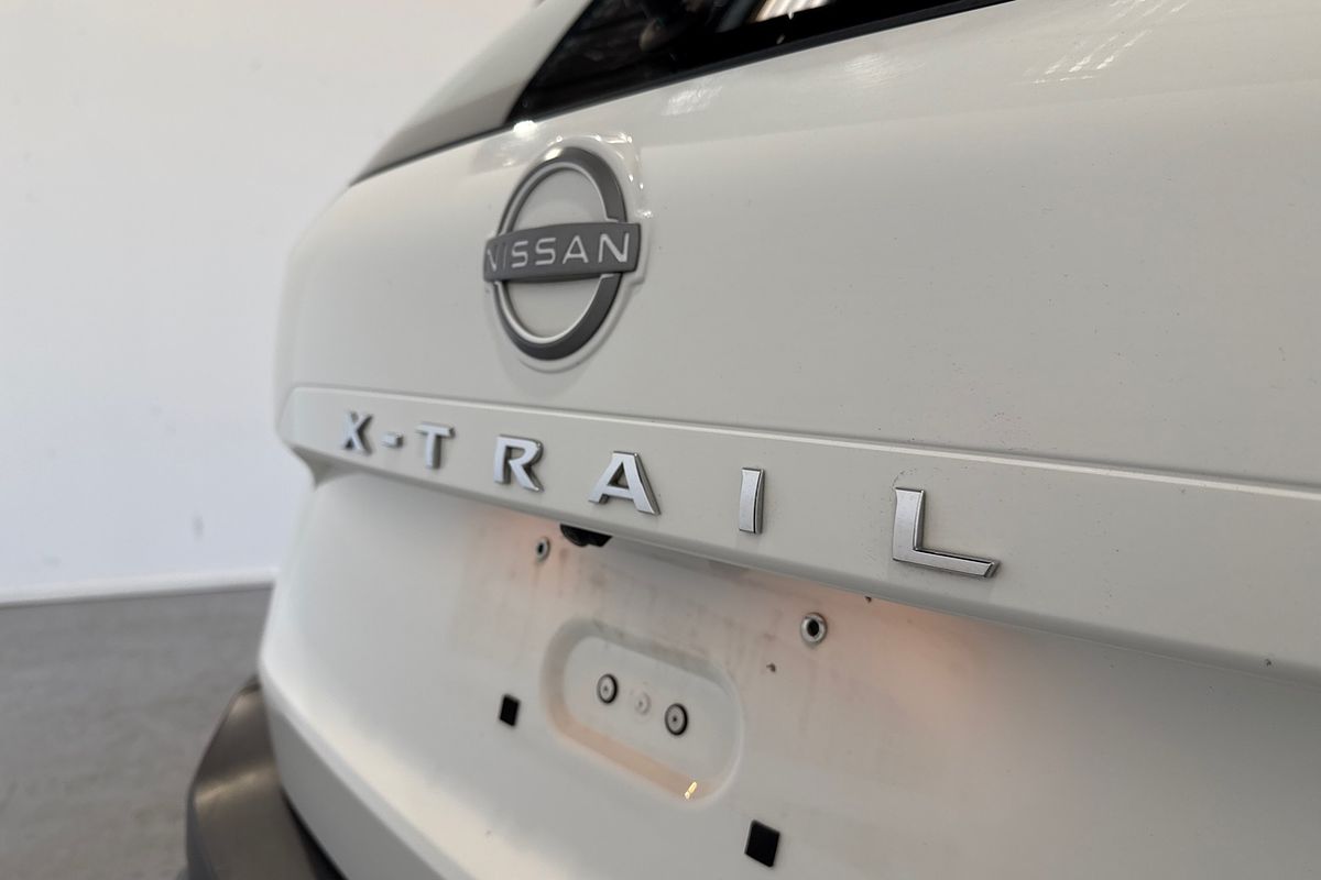 2024 Nissan X-TRAIL ST T33