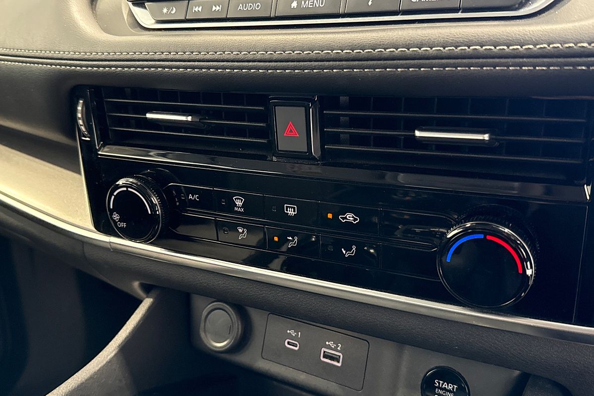 2024 Nissan X-TRAIL ST T33