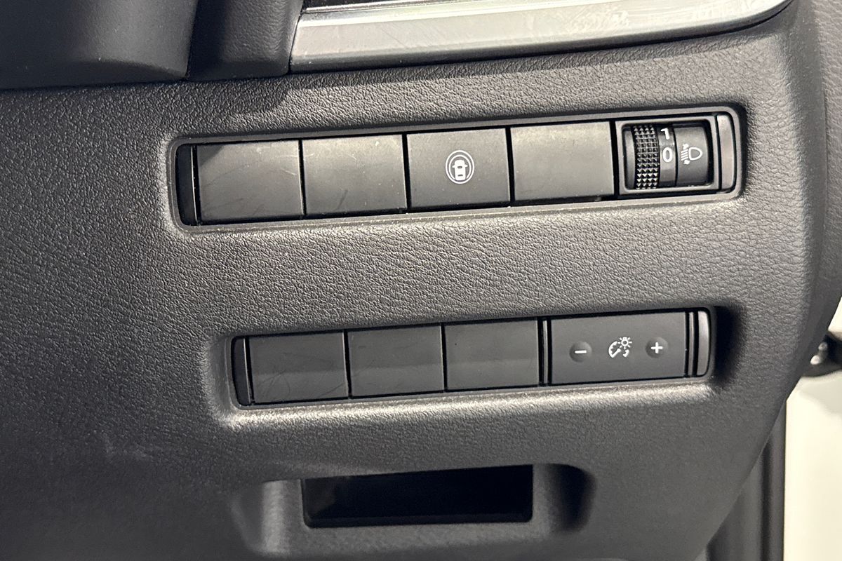 2024 Nissan X-TRAIL ST T33